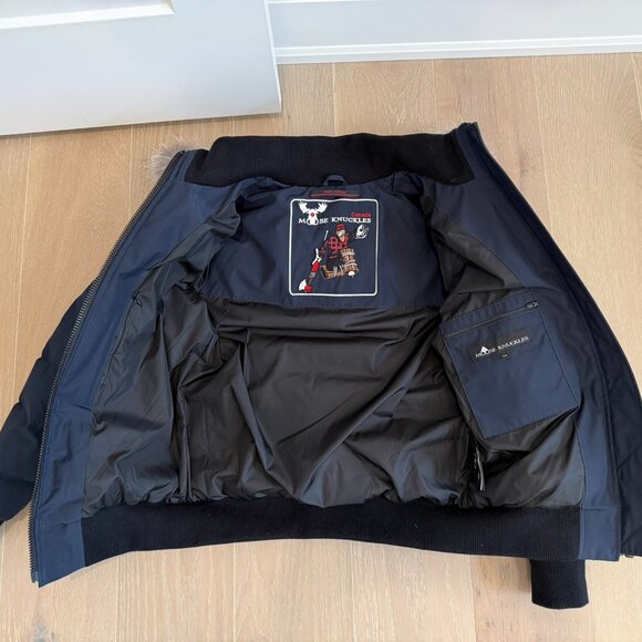 Moose Knuckles Women's Ladriere Bomber Jacket Size M in True Navy - Picture 4 of 7